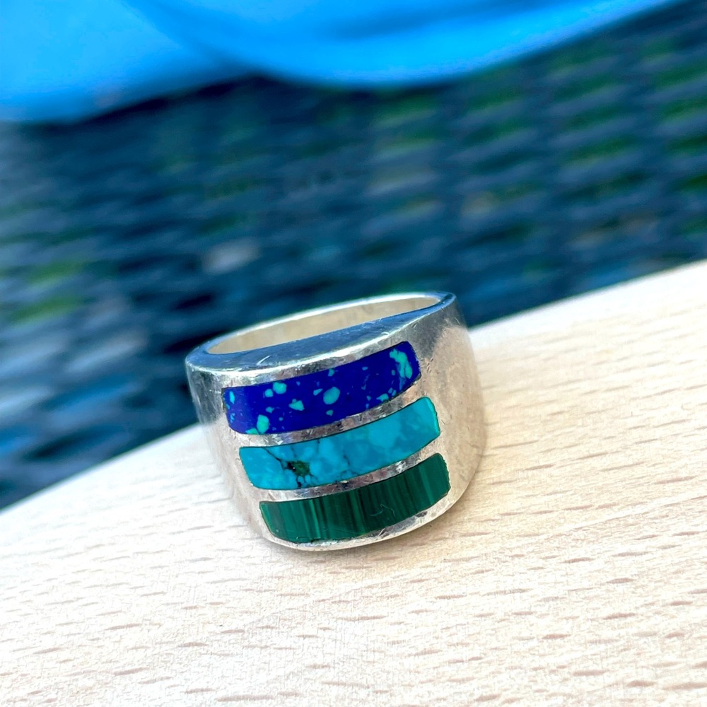 Sterling 925 Mexican Ring Native Heavy 13.9 grams  Turquoise Inlay Unisex tick